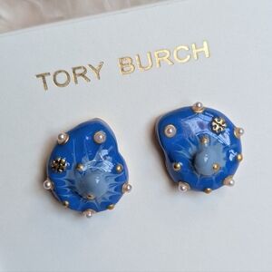 TORY BURCH Enamel Blue Sea Shell Pearl and Mini Logo Stud Earrings
